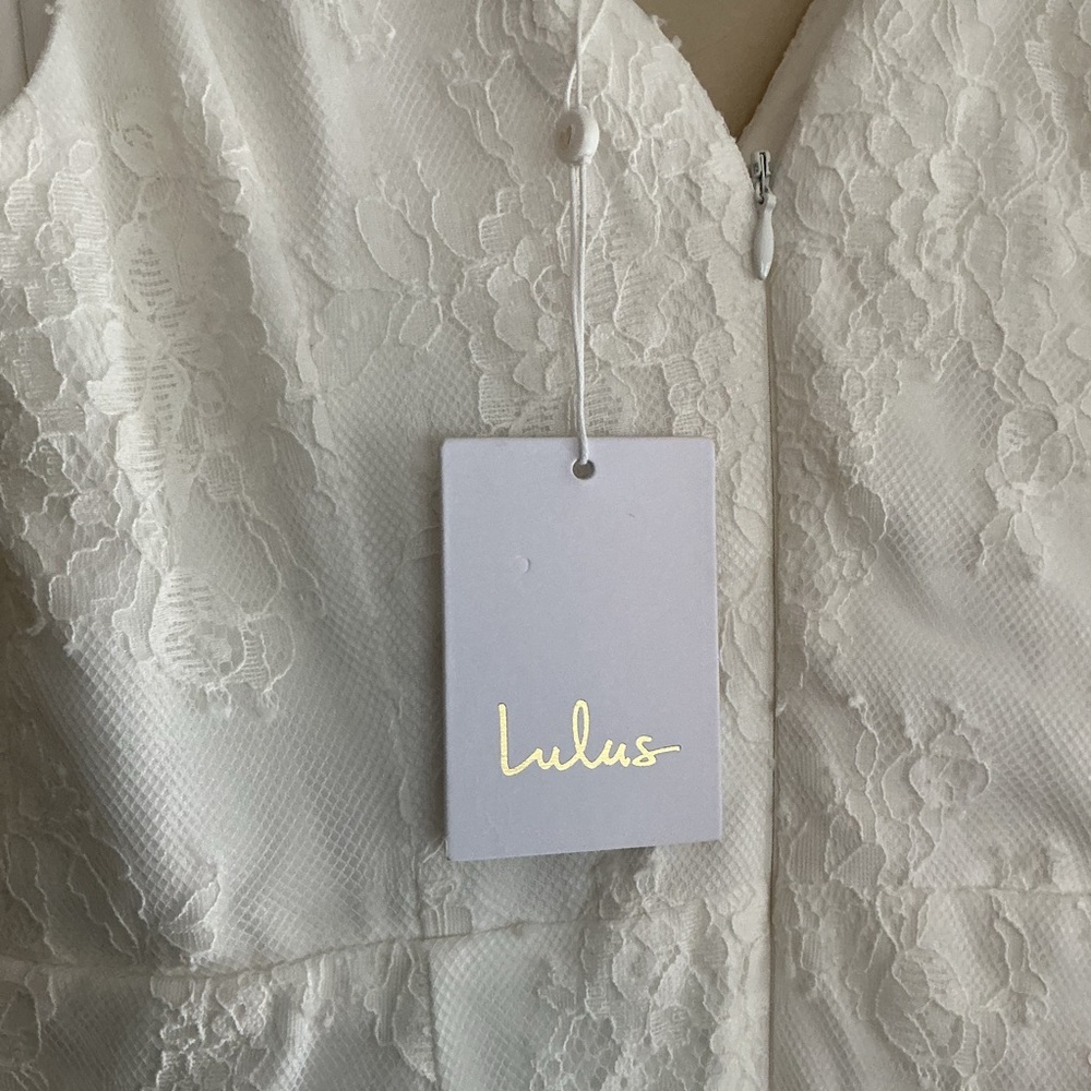 🆕 Lulu’s Romantic Promises White Lace Mermaid Maxi Dress - Sz. S - Picture 8 of 8